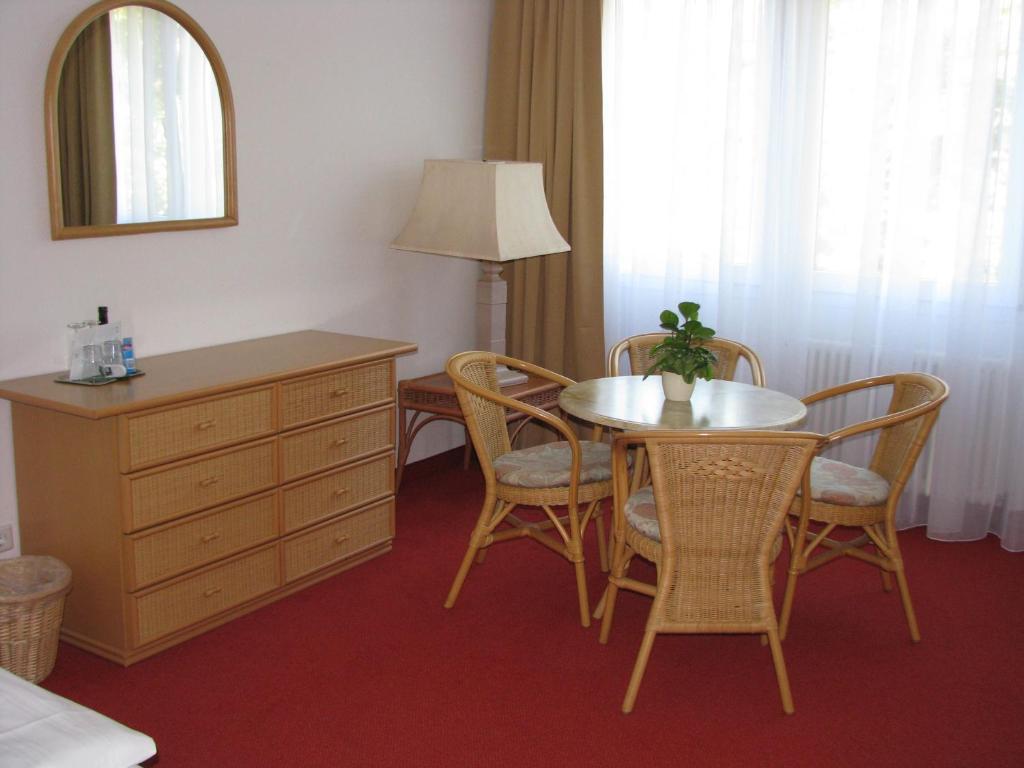 Hotel Haus Bismarck Берлін Номер фото